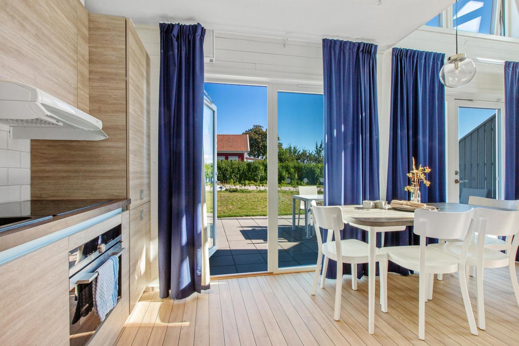Отель Kosterbaden Nordkoster Экстерьер фото